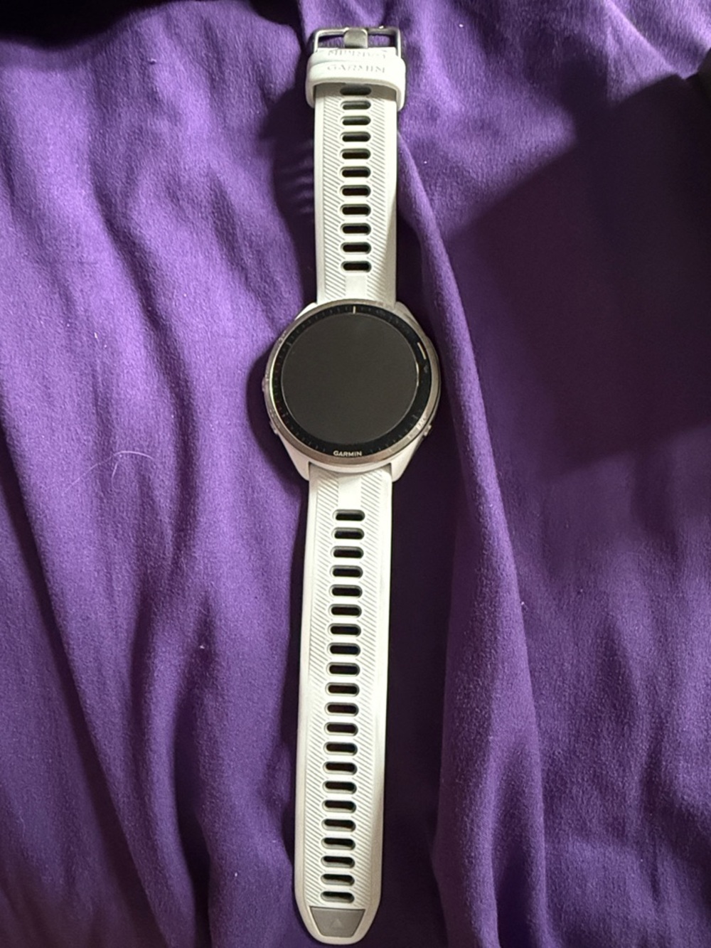 garmin forerunner 965 White and Black GPS Running Smartwatch